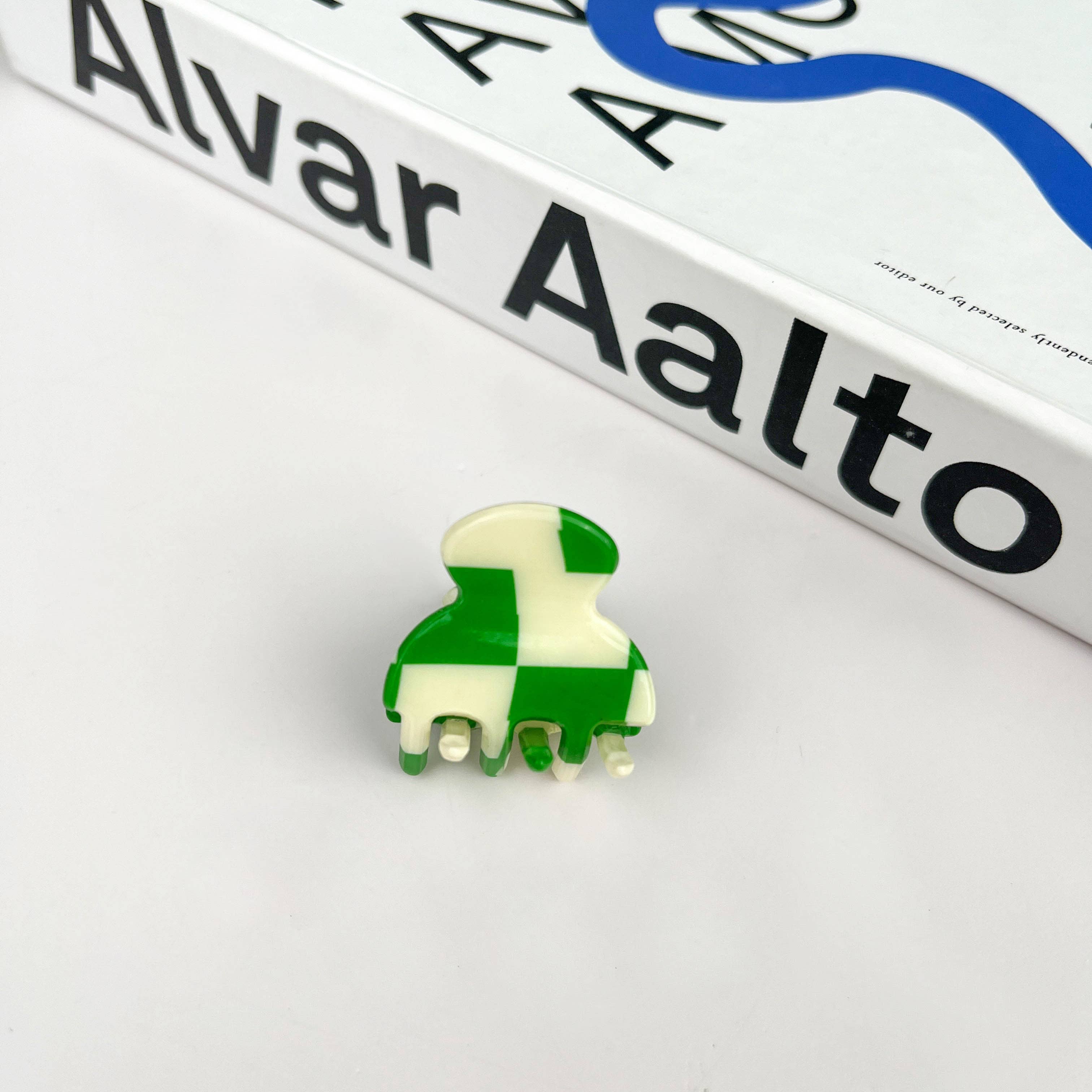 Checkerboard Mini Claw Clip - Image 2