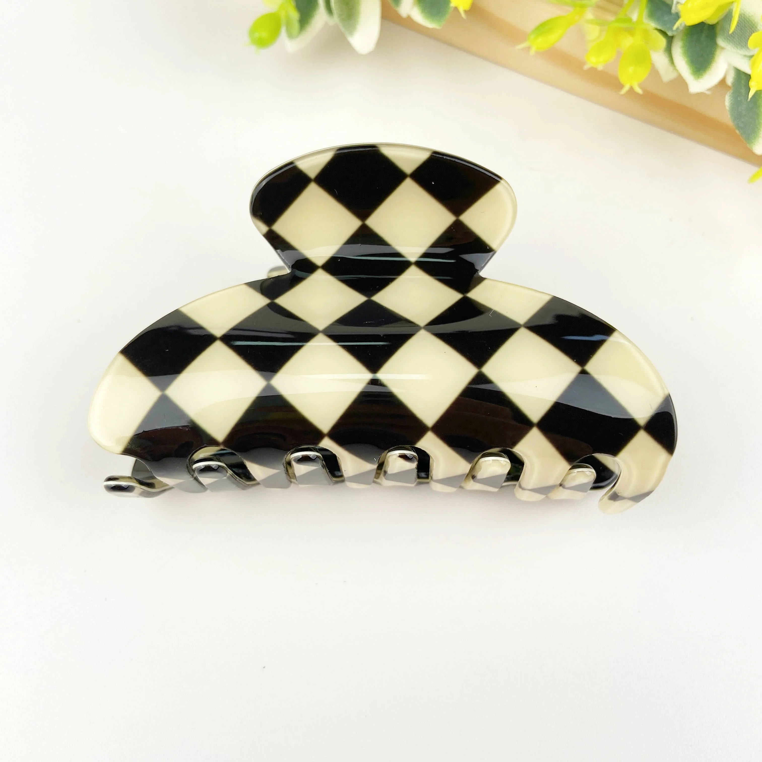 Checkerboard Retro Hair Clip - Image 2