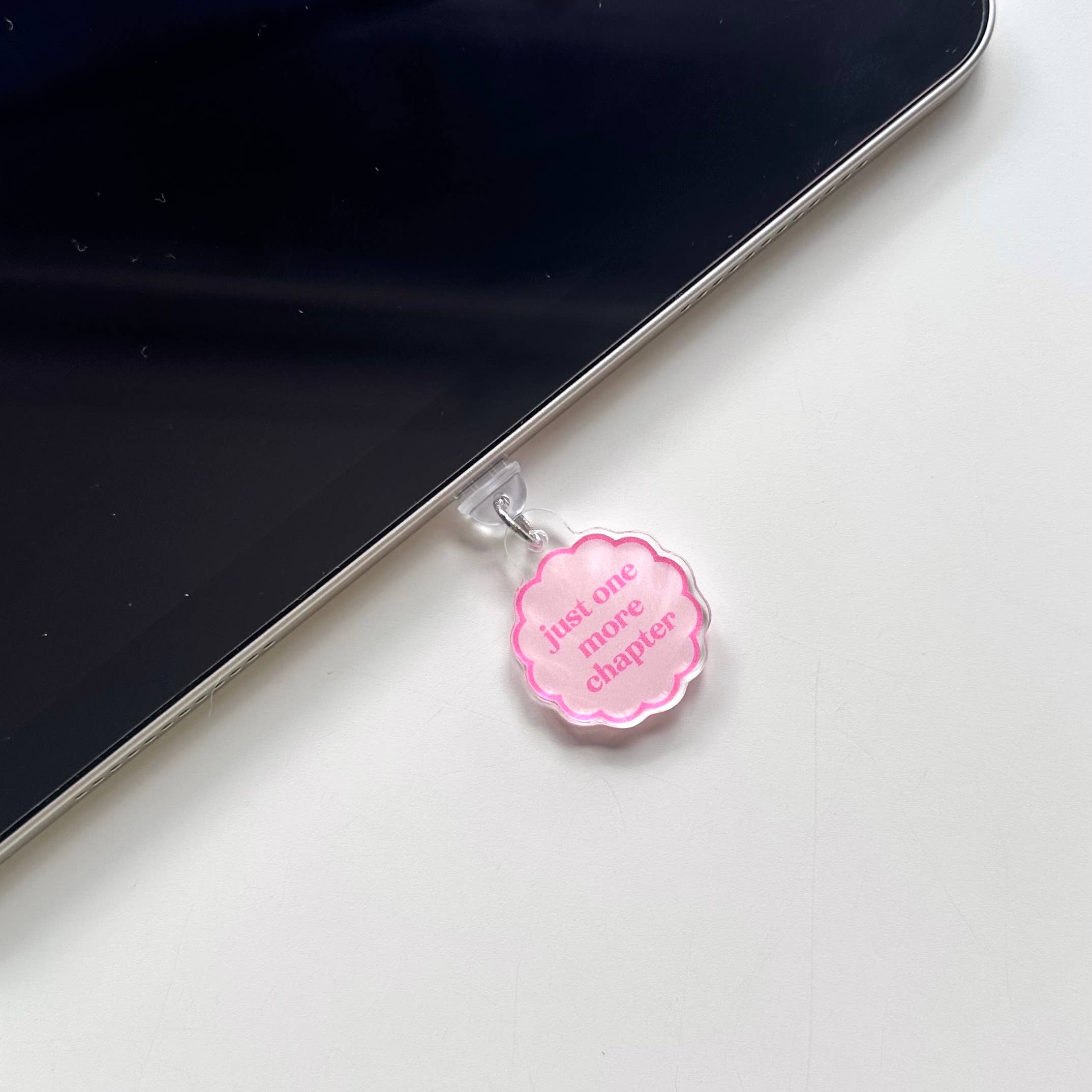 Kindle Charm - Just One More Chapter Scalloped Circle Pink - Image 2