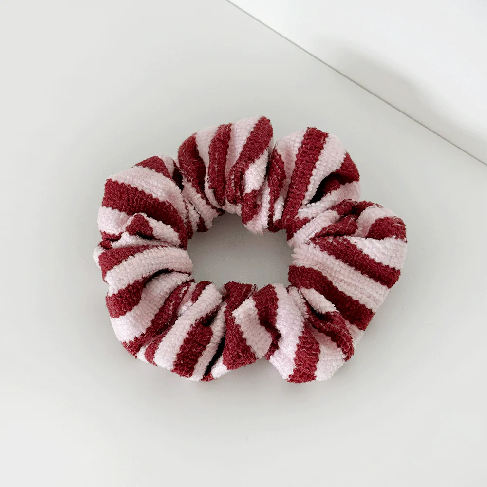 TOWEL Scrunchie - Blushberry Scallop Stripes